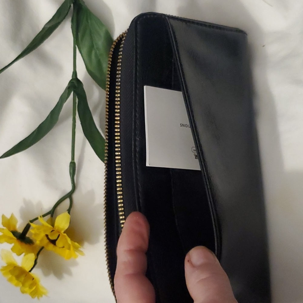Authentic Coach Wallet* - Picture 11 of 16